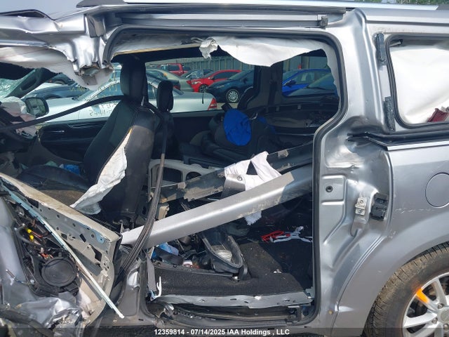 2C4RDGBG9KR582526 Dodge Grand Caravan