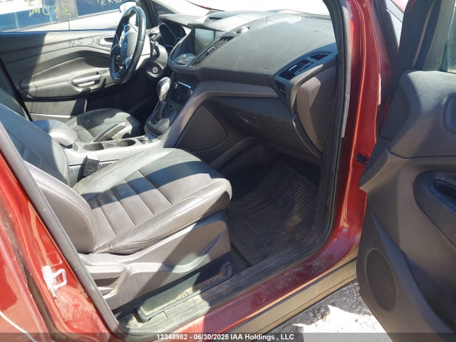 1FMCU9GX5FUA95998 Ford 2015