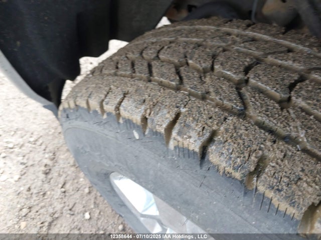 1GT42WCG6JF281114 GMC L96 - E85 Max, Iron