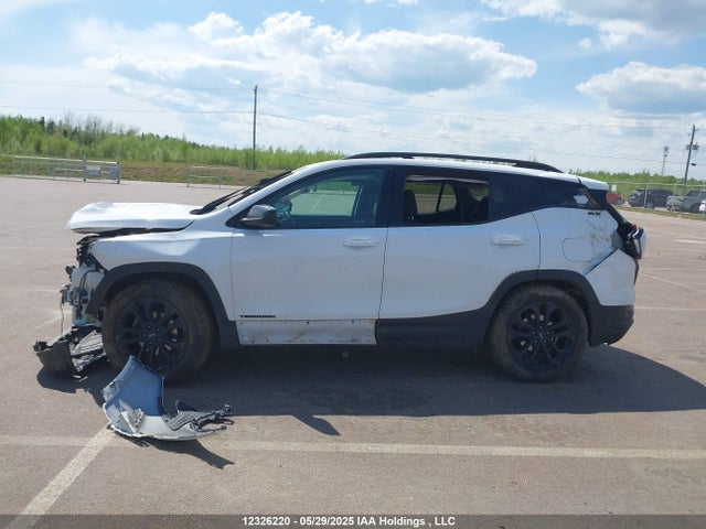 3GKALTEV9LL291496 GMC lyx