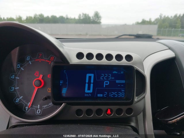 1G1JC6SH3F4179520 Chevrolet luw