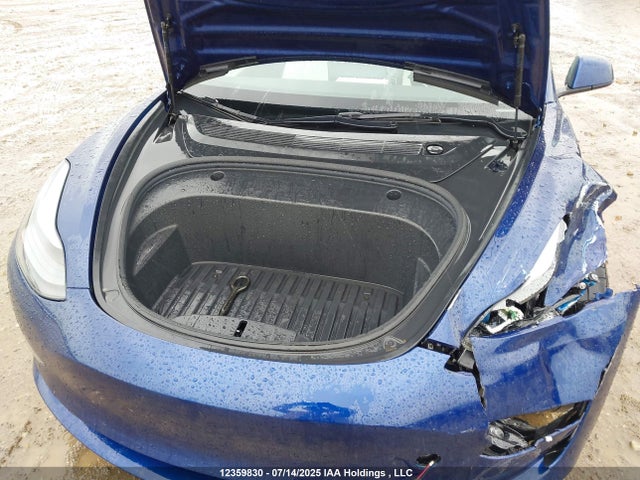 5YJ3E1EC7NF299132 Tesla MODEL 3