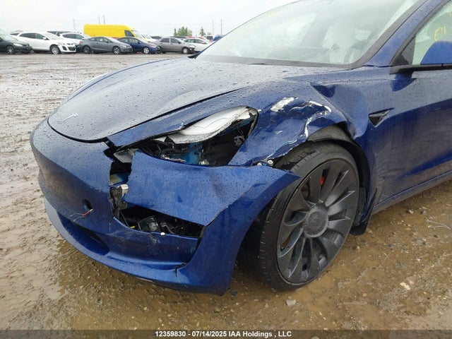 5YJ3E1EC7NF299132 Tesla MODEL 3