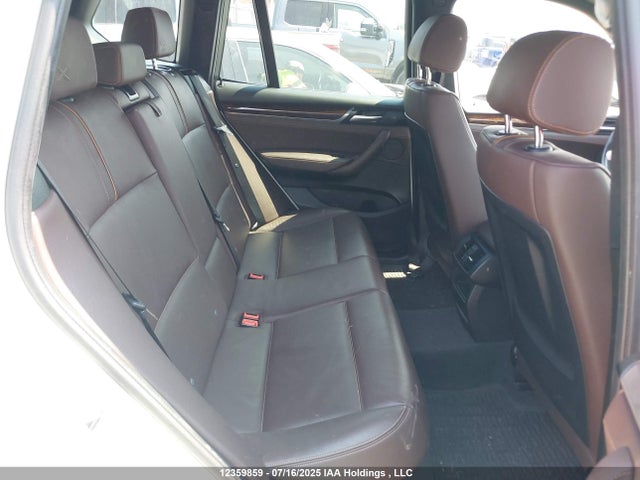 5UXWX9C59F0D49203 BMW X3