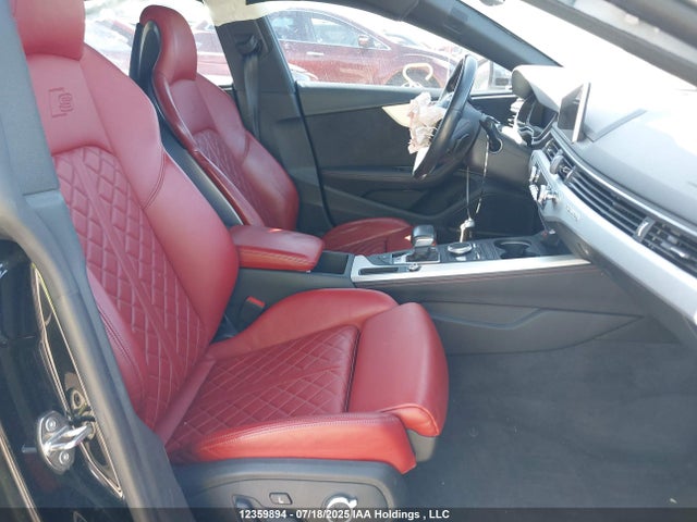 Audi 2018 2018 WAUC4CF50JA058155 Image 5