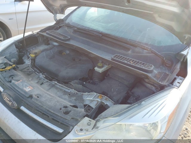 1FMCU9G91GUC47326 Ford 2016