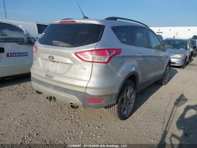 1FMCU9G91GUC47326 Ford 2016