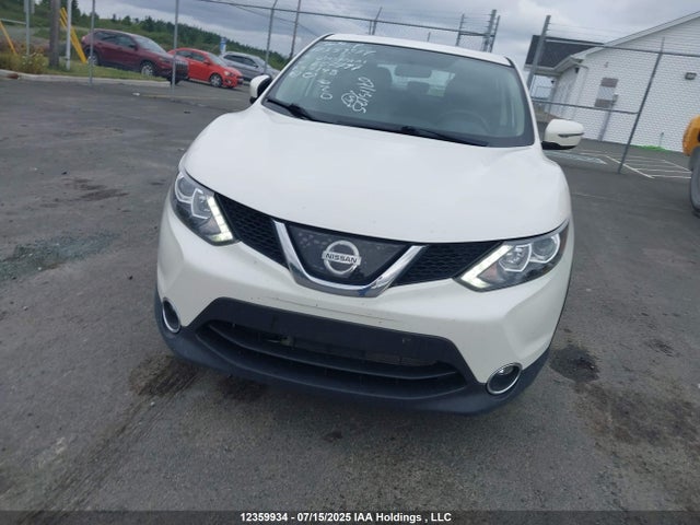 JN1BJ1CR1JW252797 Nissan ROGUE SPORT