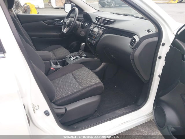 JN1BJ1CR1JW252797 Nissan ROGUE SPORT