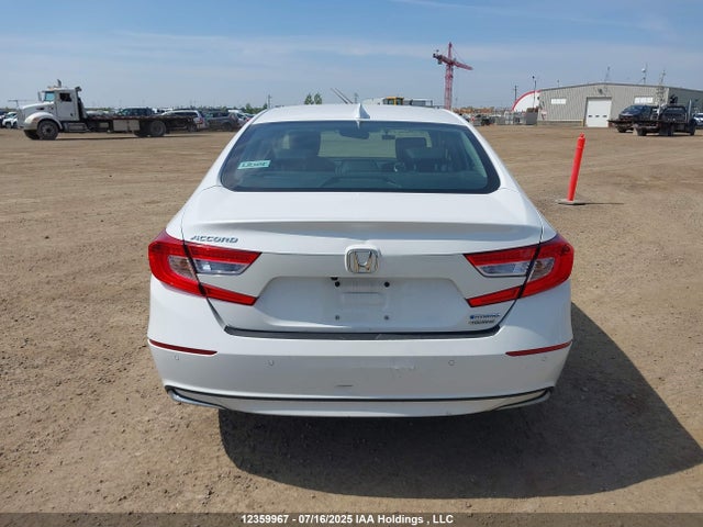 1HGCV3F93KA800411 Honda lfb2