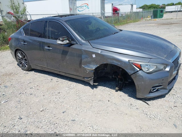 JN1BV7AR2FM396792 Infiniti 2015