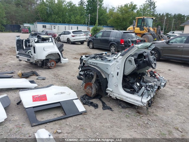 Land Rover Aj120 I6 Mhev 2020 SALEP7EU7L2017532 Image 3