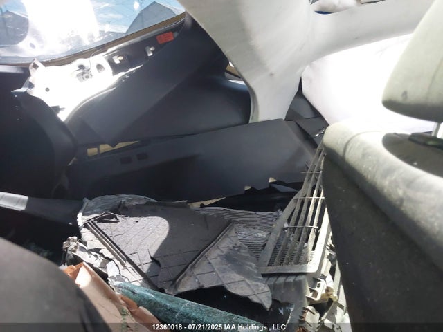 5YJYGDEE8LF048913 Tesla Model Y