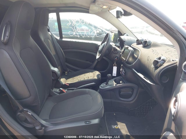 WMEFK9BA3JK287386 Smart M780