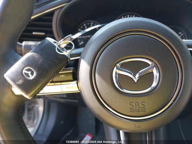 JM1BPBMY3P1617350 Mazda py