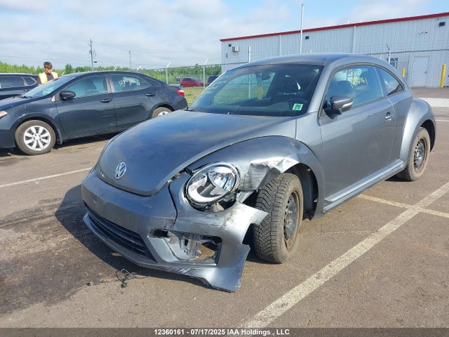 3VWJ17AT8HM619468 Volkswagen 1.8 tsi