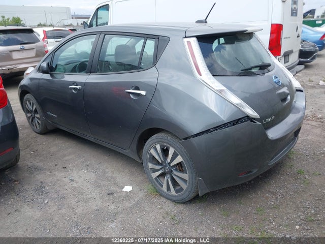 1N4BZ0CP6GC313768 Nissan 2016