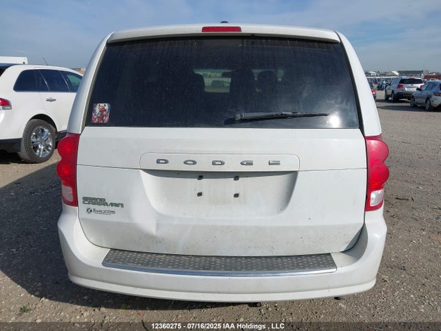 Dodge 2017 2017 2C4RDGBG7HR651576 Image 17