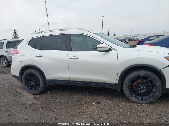 5N1AT2MM0FC802796 Nissan Rogue