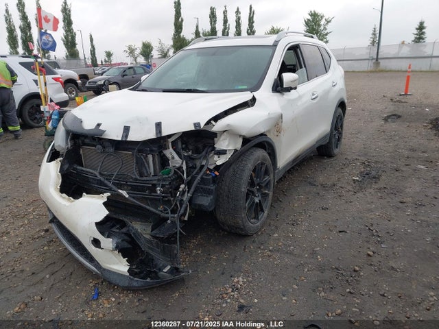 5N1AT2MM0FC802796 Nissan Rogue