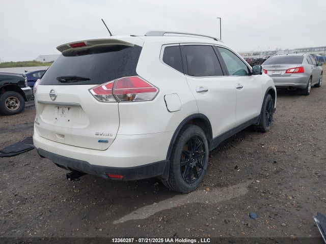 5N1AT2MM0FC802796 Nissan Rogue