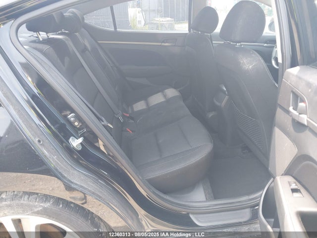 KMHD84LF5HU153457 Hyundai 2017