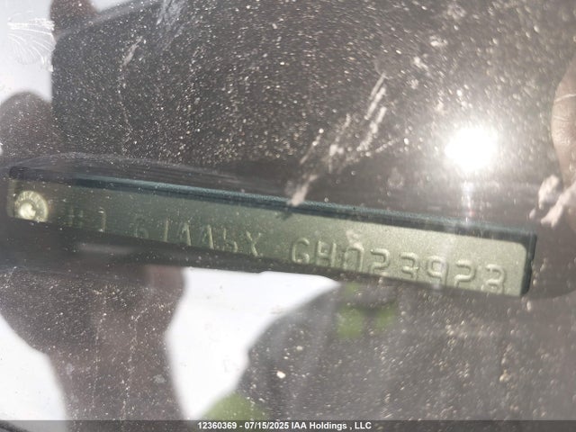 JF1GJAA6XGH023923 Subaru 2.0l na