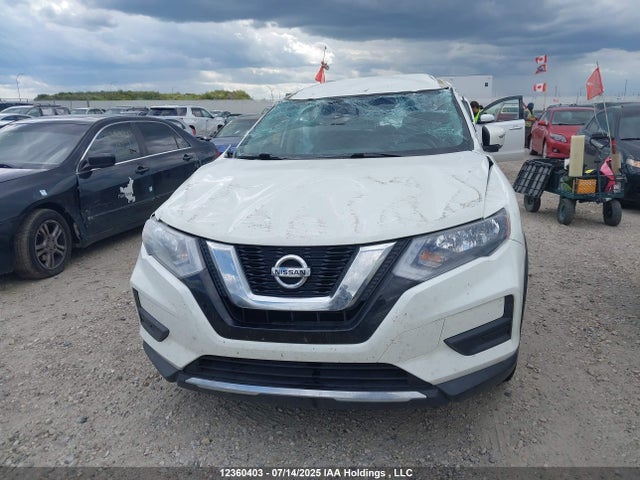5N1AT2MV6HC800806 Nissan 2017