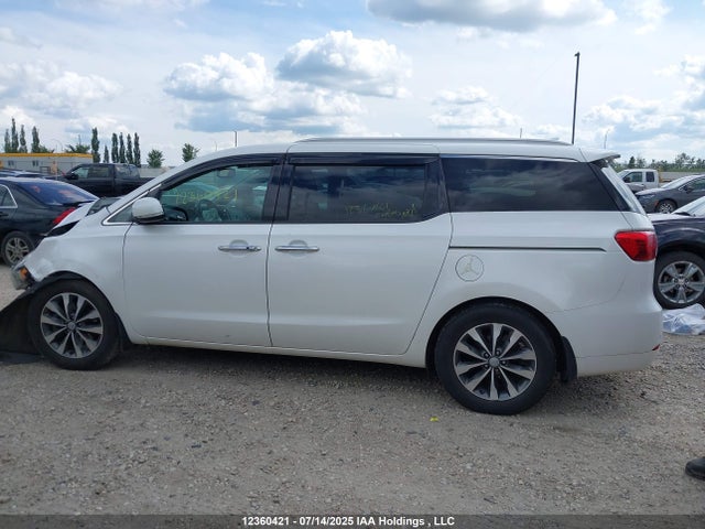 KNDMC5C1XJ6366119 KIA Sedona