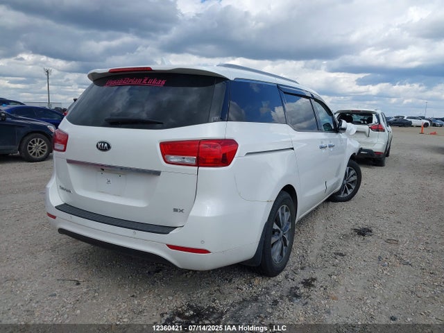KNDMC5C1XJ6366119 KIA Sedona