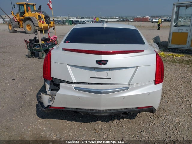 1G6AJ5SX8F0104840 Cadillac ltg