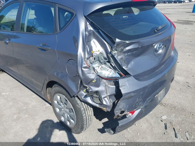 KMHCT5AE4HU335970 Hyundai 2017