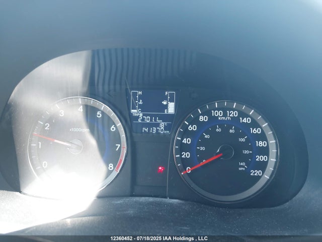 KMHCT5AE4HU335970 Hyundai 2017
