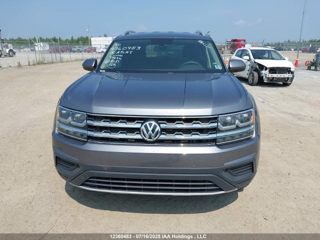 Volkswagen fsi 2018 1V2HR2CA2JC514200 Image 13