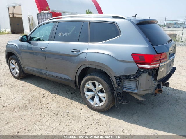 Volkswagen fsi 2018 1V2HR2CA2JC514200 Image 3