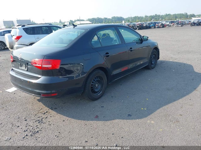 3VW1K7AJXFM347577 Volkswagen Jetta
