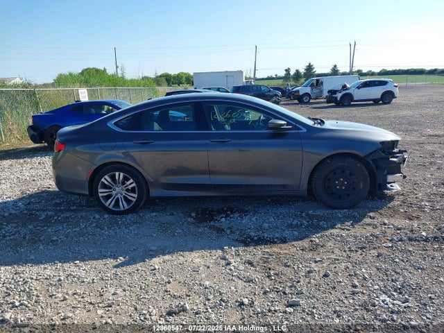 1C3CCCAG2FN740506 Chrysler 2015