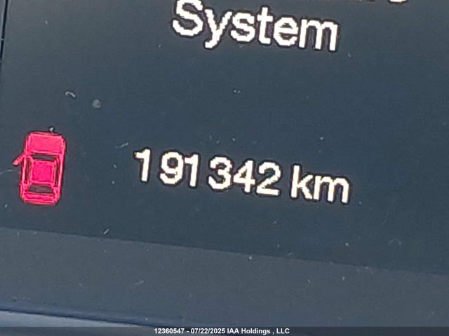 1C3CCCAG2FN740506 Chrysler 2015