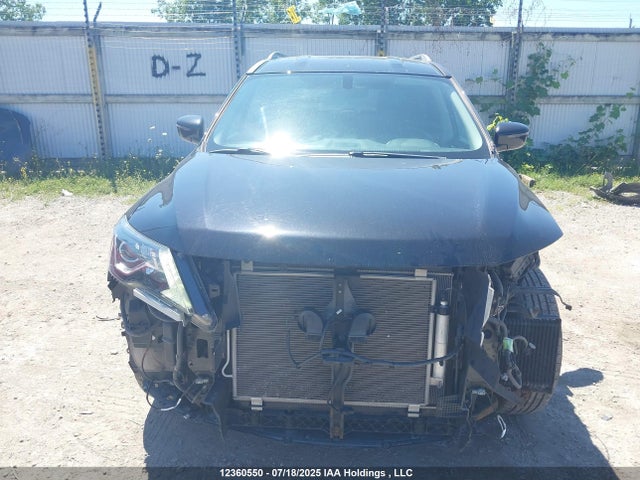 5N1DR2MM1HC699354 Nissan Pathfinder