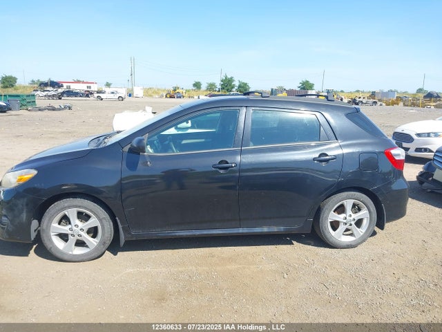 12360633 :رقم المزاد ، 2T1KU4EE7EC132999 vin ، 2014 Toyota Matrix Wagon مزاد بيع
