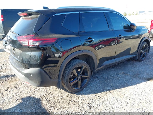 5N1AT3BB9MC727651 Nissan Rogue