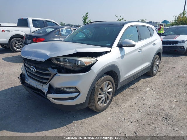 Hyundai 2016 2016 KM8J3CA46GU021495 Image 2