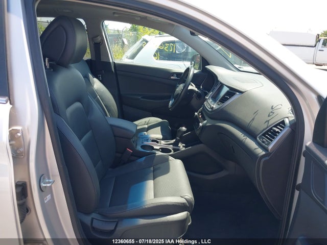 Hyundai 2016 2016 KM8J3CA46GU021495 Image 5