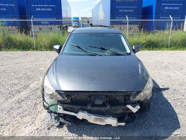 JM1BM1V72E1162884 Mazda pe