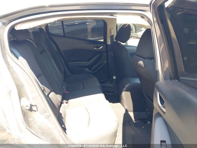 JM1BM1V72E1162884 Mazda pe