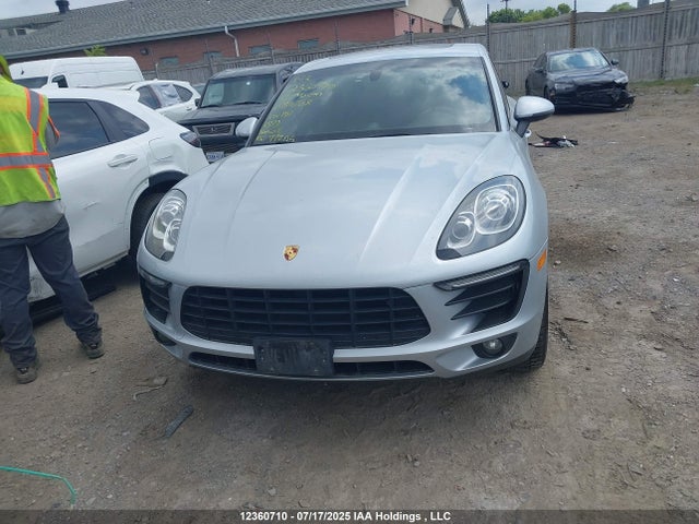 Porsche Macan 2016 WP1AB2A58GLB46108 Image 12
