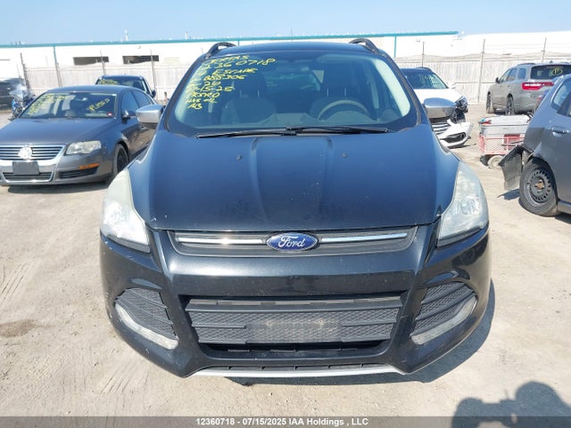 1FMCU9GX1EUB88306 Ford Escape