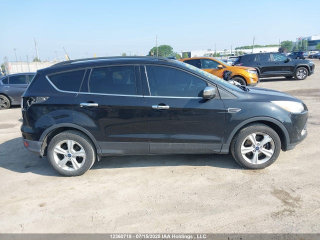 1FMCU9GX1EUB88306 Ford Escape