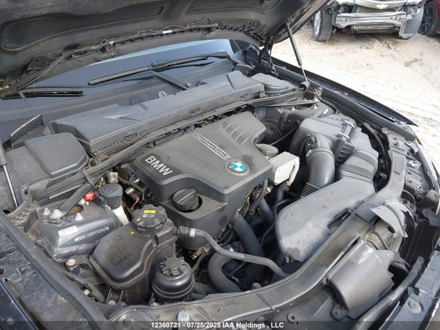 BMW X1 2015 WBAVL1C52FVY25945 Image 10