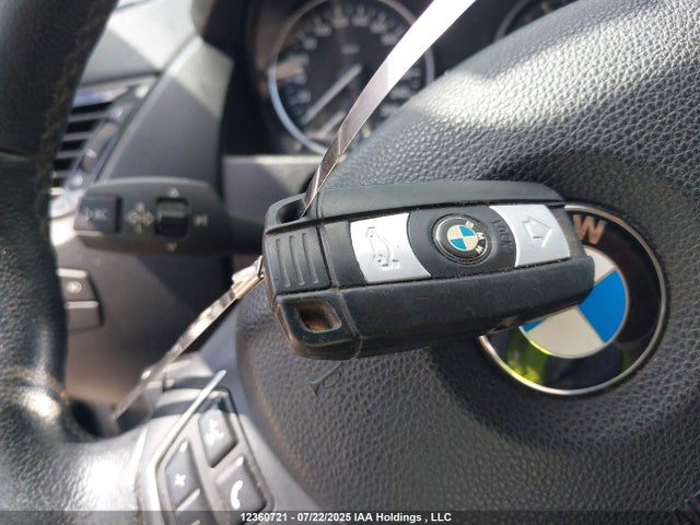 BMW X1 2015 WBAVL1C52FVY25945 Image 11